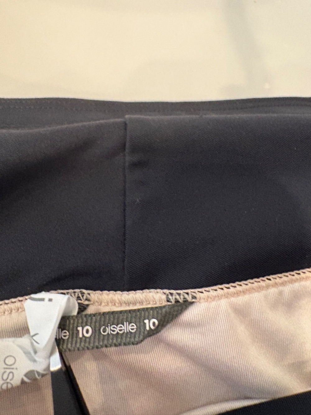 Running Shorts Oiselle Roga Built in Brief Botanical Toile Print Size 10 - Picture 8 of 9